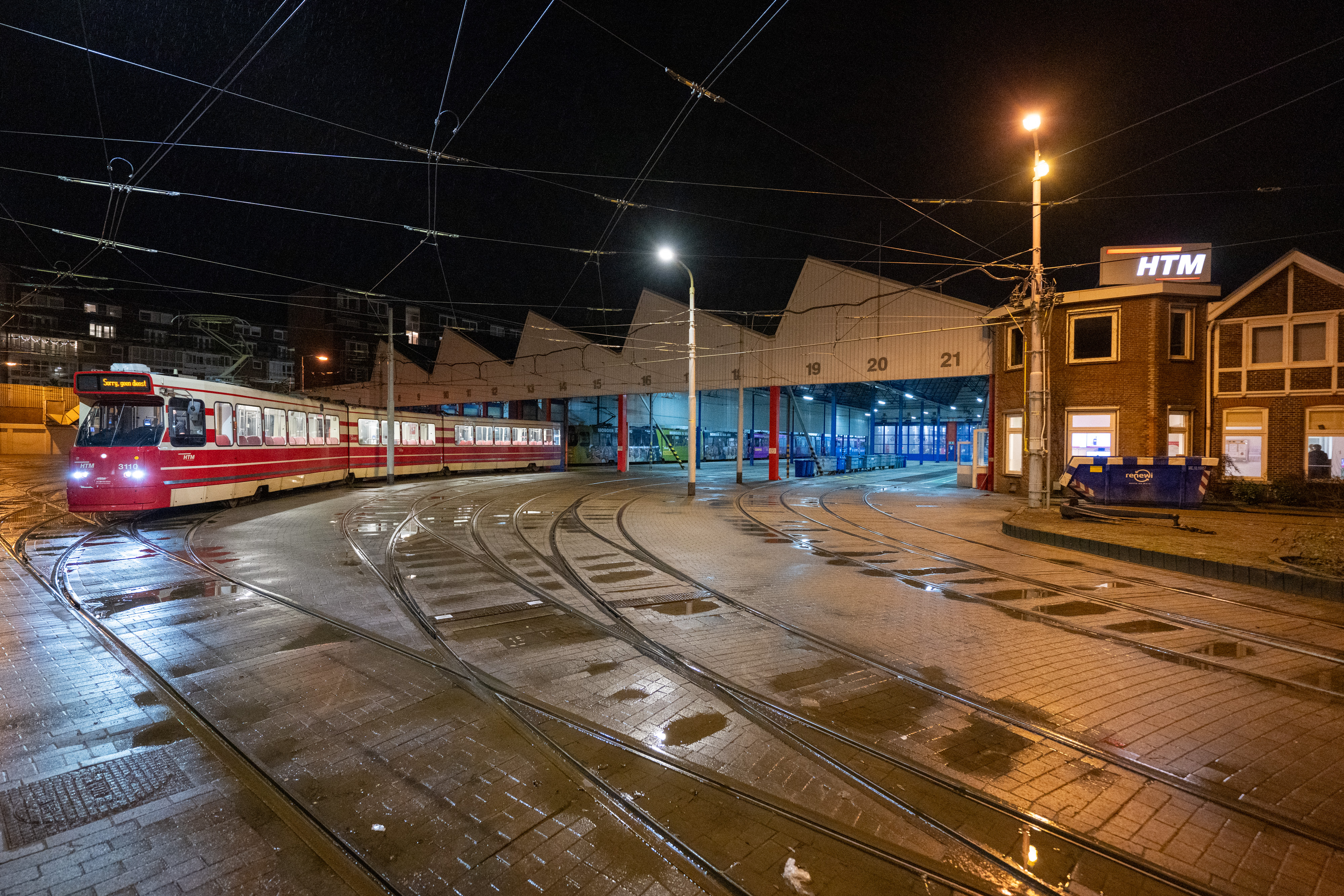 GTL vertrekt uit remise Scheveningen