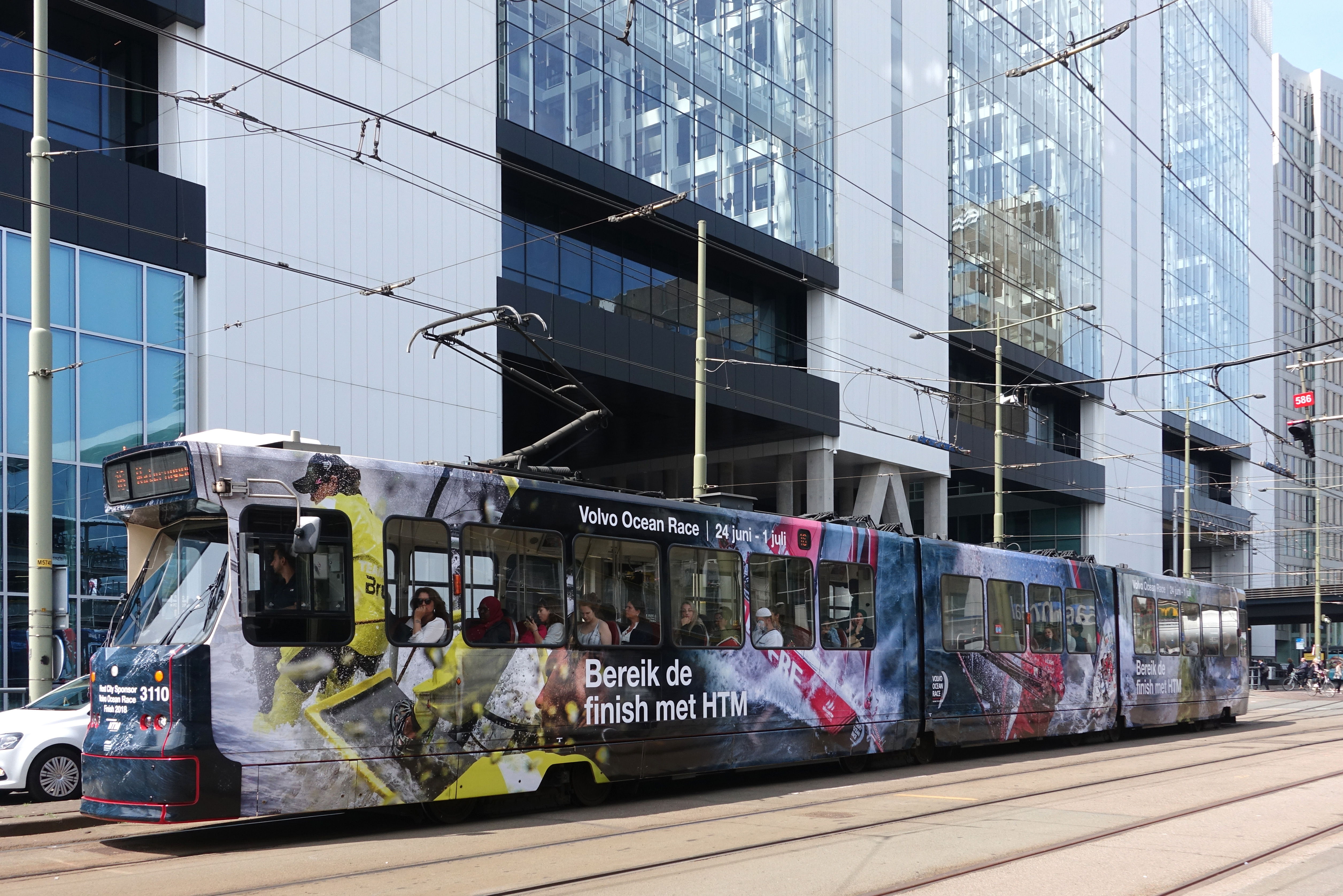 HTM GTL tram met Volvo Oceaanrace reclame